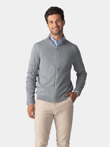 TEESHOPPEN Knit Cardigan in Grey: front