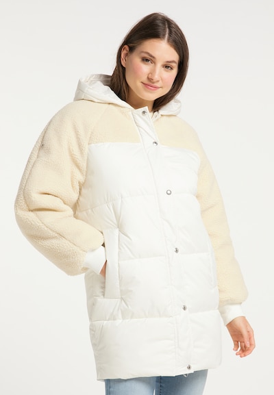 MYMO Winter Coat in Cream / White, View model
