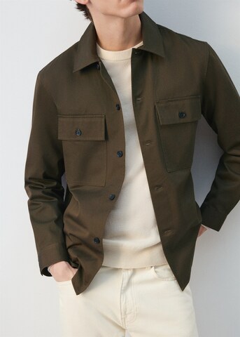 MANGO MAN Comfort Fit Hemd 'Roberto' in Braun