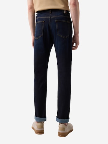 BOGNER Slimfit Jeans 'Rob' in Braun