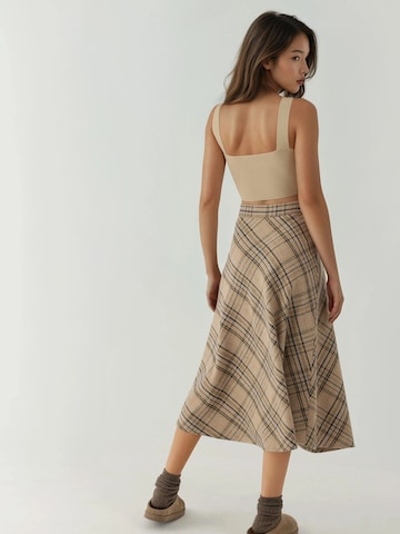 Hiccup - Saia em bege