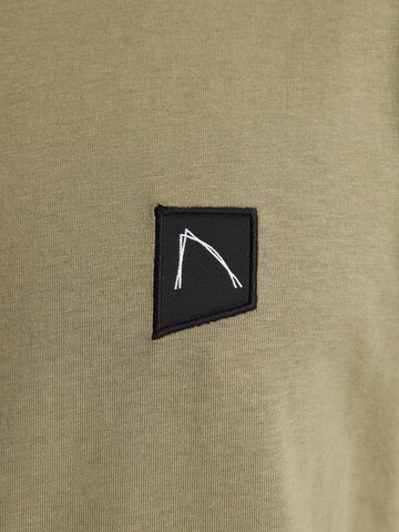 T-Shirt 'Ely' CHASIN' en vert