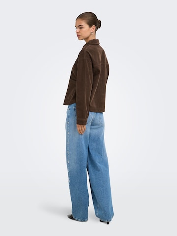 Veste mi-saison 'ONLKANA' ONLY en marron