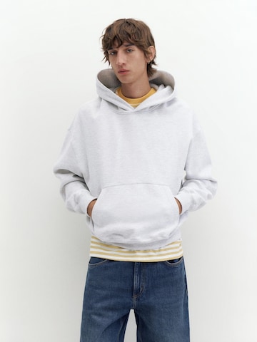 Pull&Bear Tréning póló 'STWD' - szürke