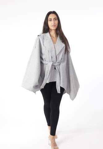 Cape Elara en gris