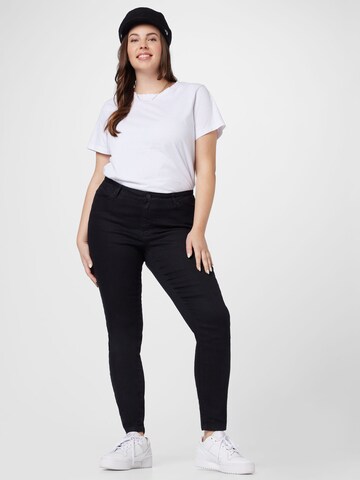 Slimfit Jeans 'Rudy' di Vero Moda Curve in nero