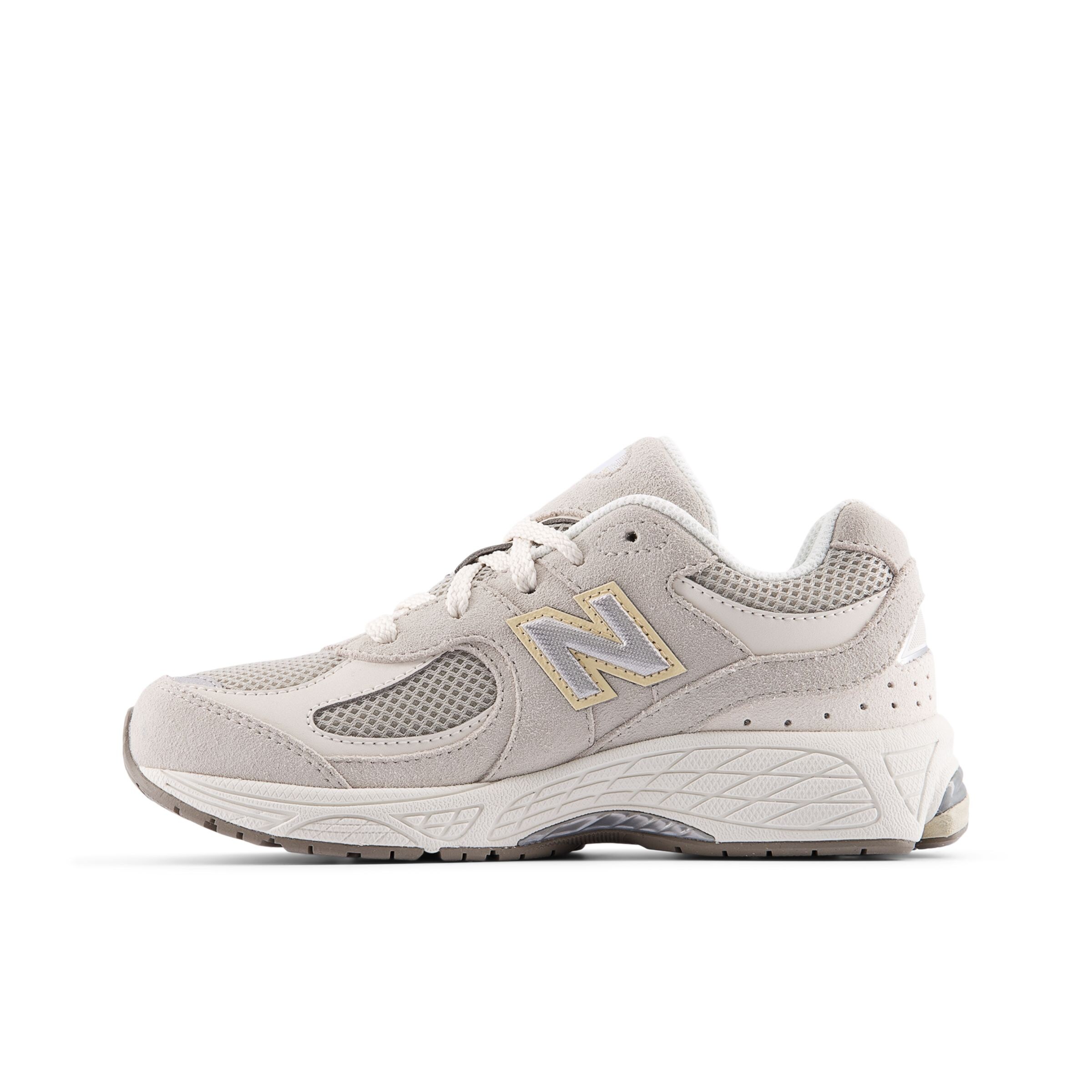 new balance Sneaker '2002' in Grau