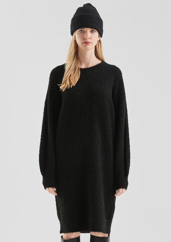 Robes en maille QS en noir : devant