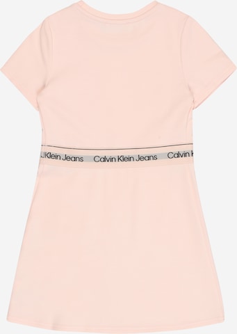 Calvin Klein Jeans فستان بلون زهري