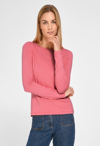 include Shirt in Roze: voorkant