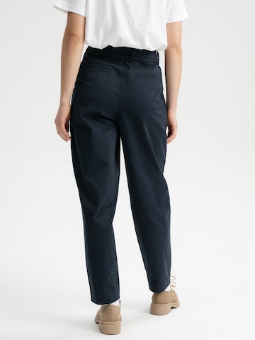 Regular Pantalon 'Janaki' MELA en bleu