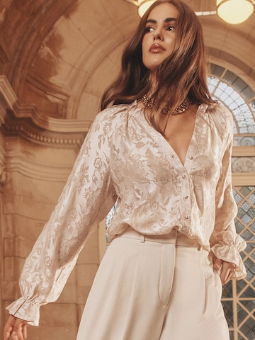 Lipsy Blouse in Gold