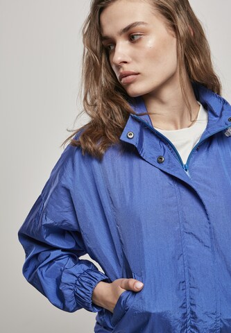 Urban Classics Übergangsjacke in Blau