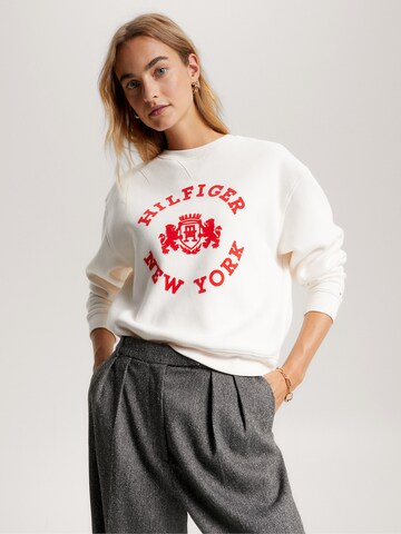 TOMMY HILFIGER Sweatshirt in Wit: voorkant