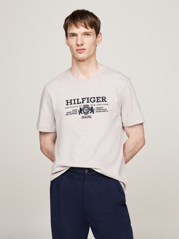 TOMMY HILFIGER - Camiseta en gris: frente