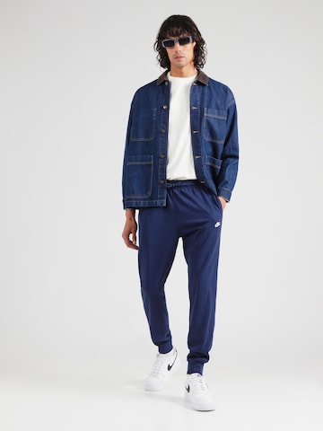 Nike Sportswear Zúžený strih Nohavice 'CLUB' - Modrá