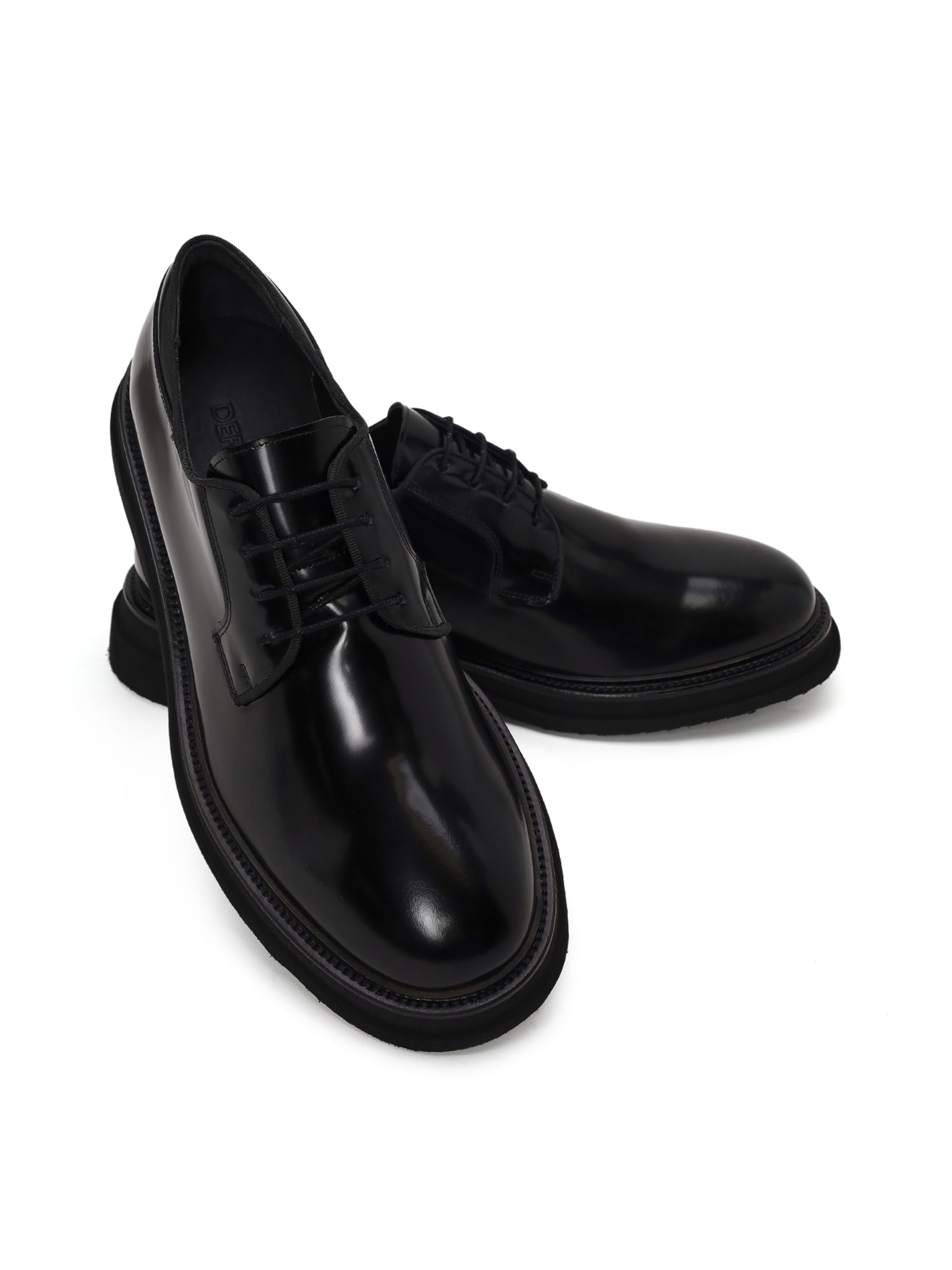 Derimod - Zapatos con cordón en negro