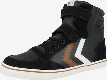 Hummel Sneakers in Zwart: voorkant