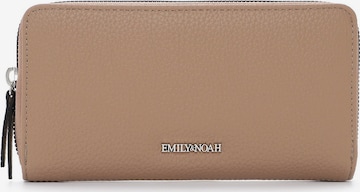 Emily & Noah Wallet 'Ella' in Brown: front