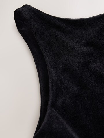 Next Jumpsuit in Zwart