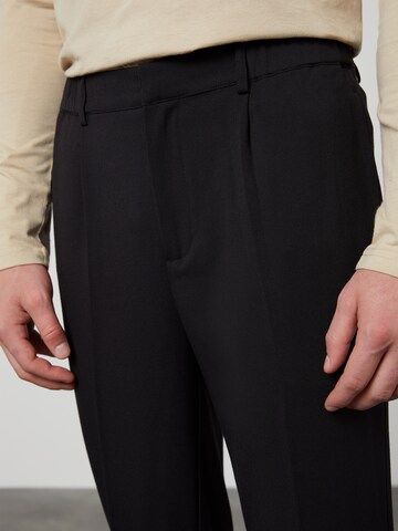 DAN FOX APPAREL - regular Pantalón de pinzas 'Milan' en negro