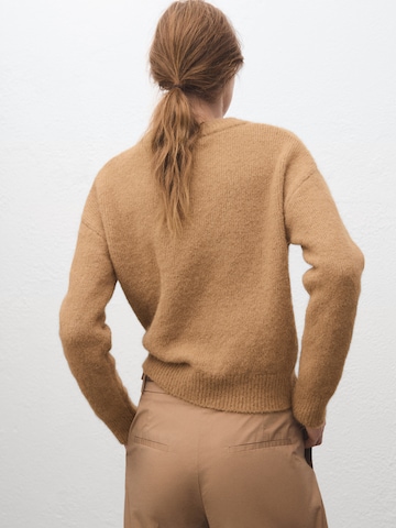Pulover 'Alpolux' de la MANGO pe maro