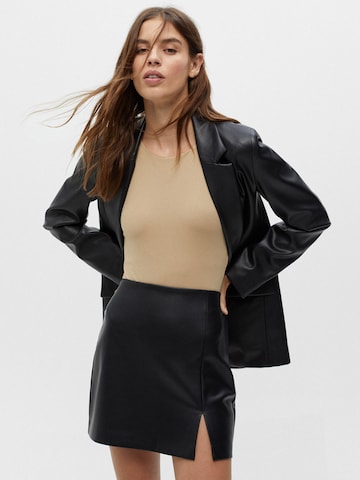 Pull&Bear Skirt in Black: front