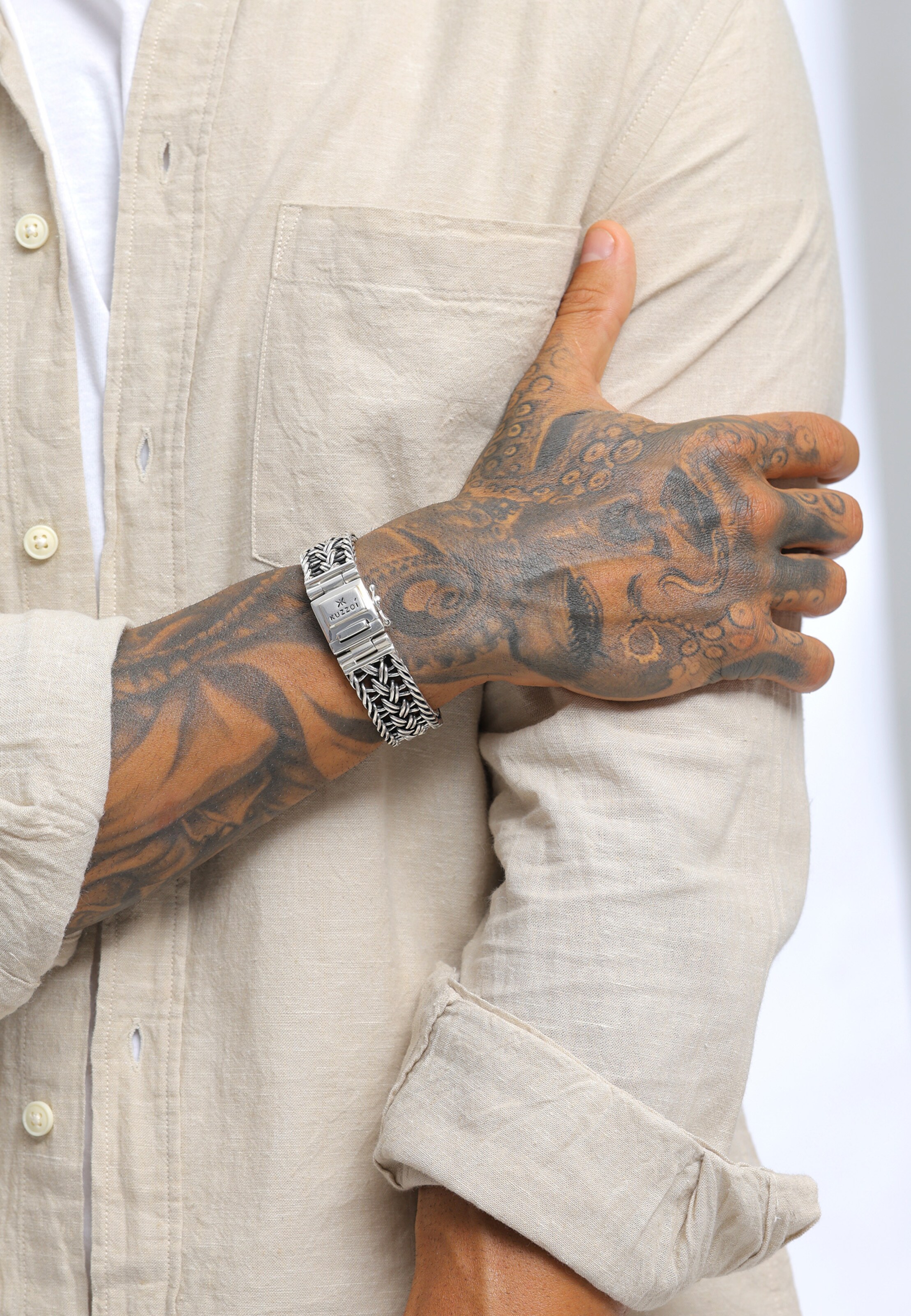 KUZZOI Käevõru, värv Hõbe: eest vaates