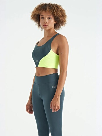 Tommy Life - Top desportivo em verde