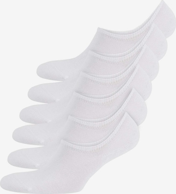 WESTMARK LONDON Socks 'Invisible' in White: front