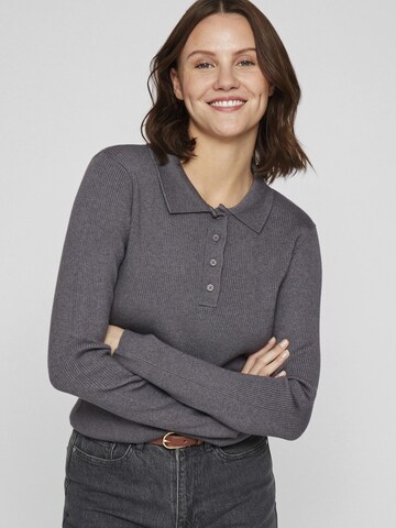Pullover di VILA in grigio
