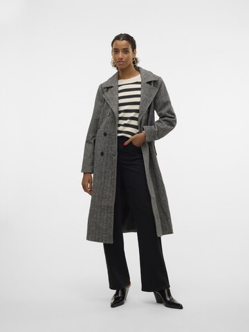 VERO MODA Tussenmantel in Grijs