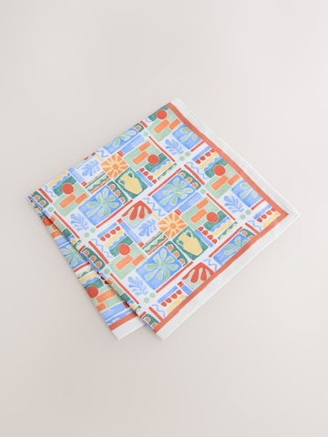 Next Set: Krawatte und Einstecktuch in Pink