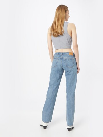 WEEKDAY Regular Jeans 'Arrow' i blå