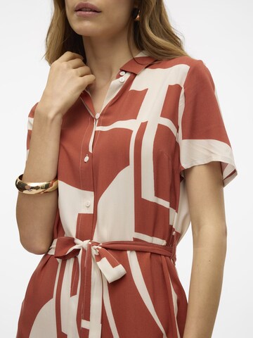 VERO MODA Платье-рубашка 'VMEasy Joy' в Коричневый