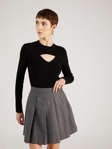 NÜMPH Pullover 'KARA' in Schwarz: Vorderseite