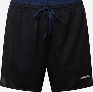 NIKE Regular Sportshorts 'TRACK CLUB' in Schwarz: predná strana