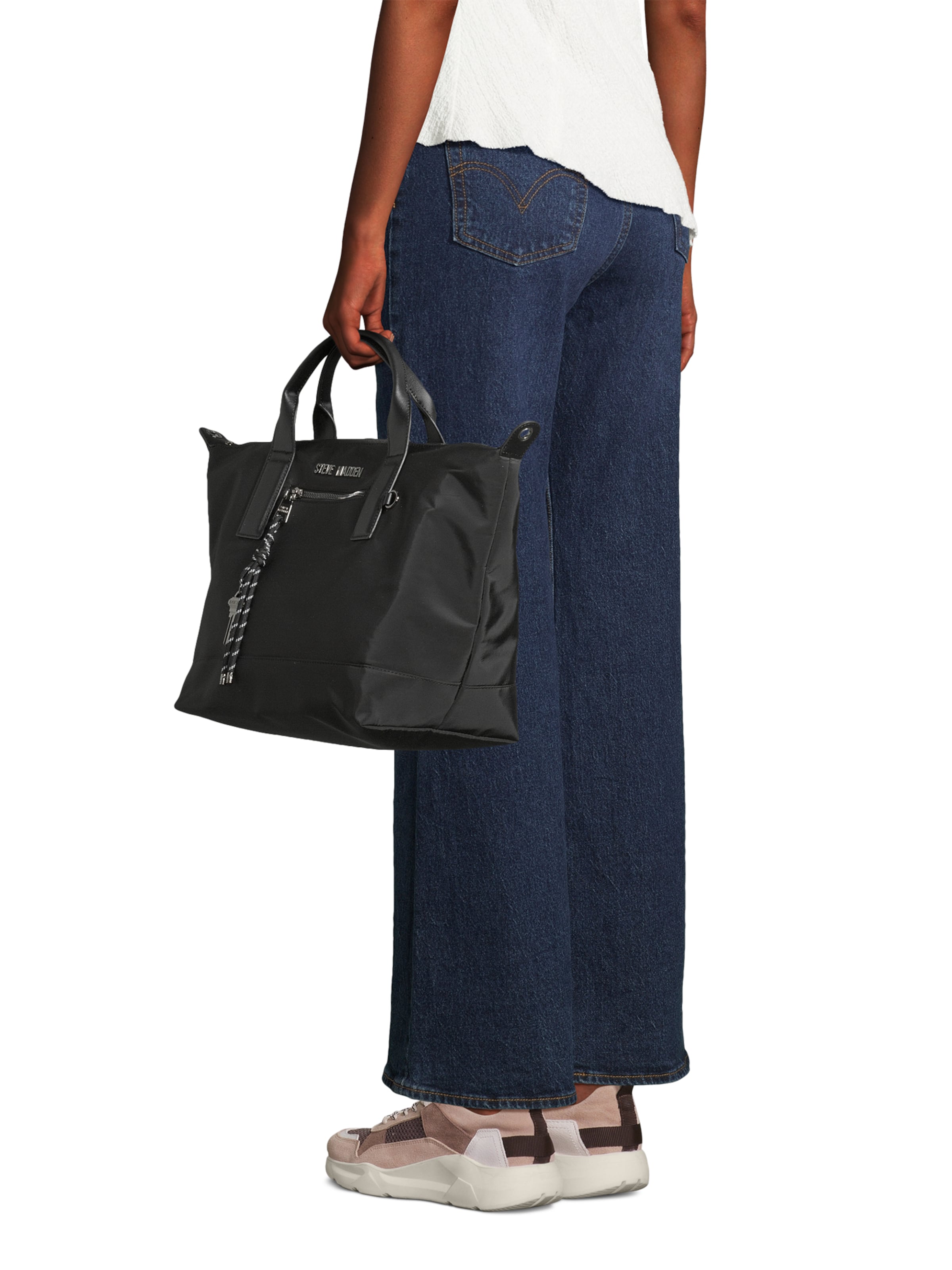 STEVE MADDEN Handväska 'Bspence' i svart