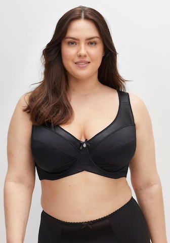 SHEEGO T-shirt Bra in Black: front