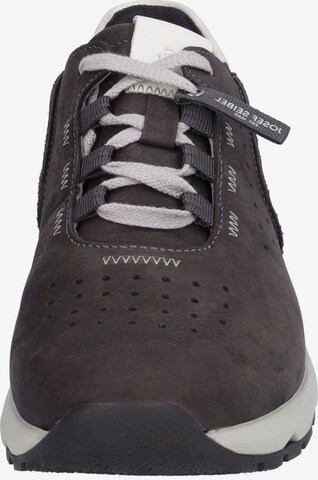 JOSEF SEIBEL Sneaker in Grau