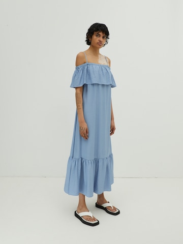 EDITED Dress 'Madeleine' in Blue