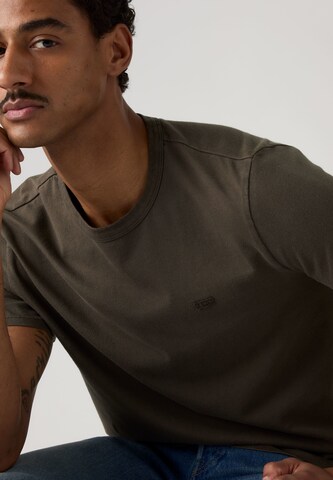 LEVI'S ® Shirt in Brown