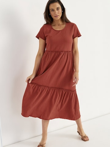 Cellbes of Sweden Kleid aus zerknittertem Baumwolljersey in Rot: Vorderseite