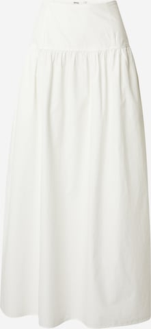 Monki Skirt in White: front