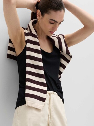 Top di Marks & Spencer in colori misti