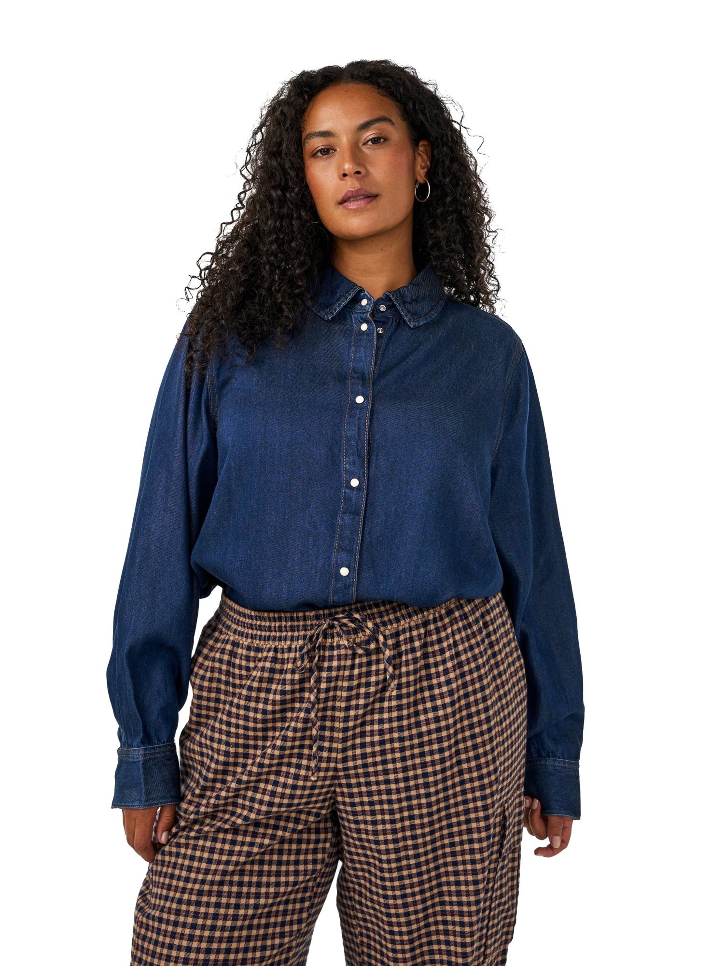 Zizzi Bluza 'HILDE' | modra barva: sprednja stran