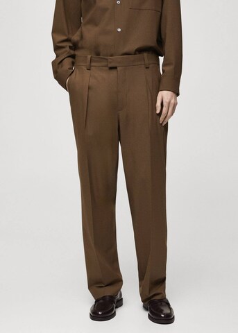 MANGO MAN Regular Pleated Pants 'panarea' in Brown: front
