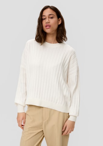 Pull-over QS en blanc : devant