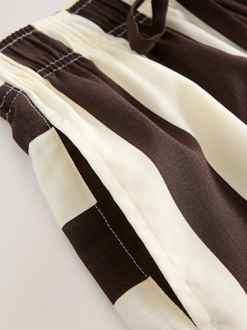 Next Loosefit Shorts in Braun