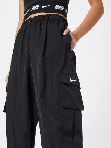 Nike Sportswear Loosefit Παντελόνι cargo σε μαύρο